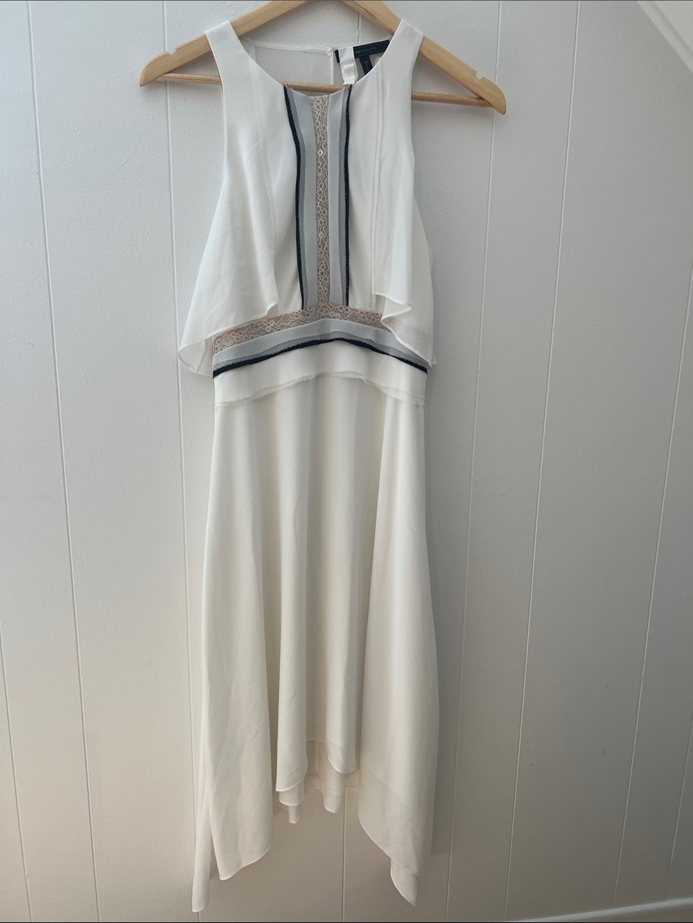 BCBG Maxazria XXS Women's White Chiffon Overlay Dress with Lace Trim